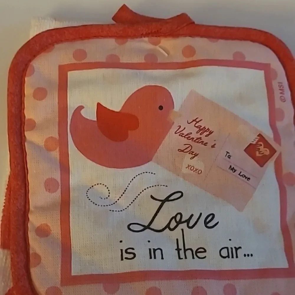 Valentine  Themed Kitchen Towel/Potholder Set